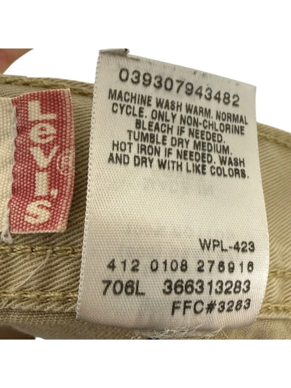 Levi's Mens Cargo Shorts Sz 34 Khaki Tan Utility Pockets Hiking Workwear Casual